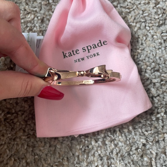 Never worn before Kate spade rose gold bracelet - Picture 2 of 4